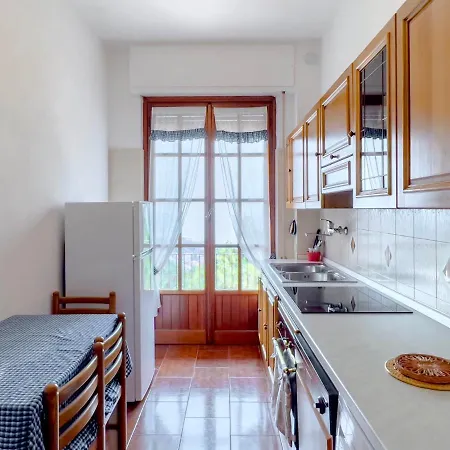 Spaziosa Casa Sulle Alture Apartment *